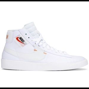 White Women’s Nike Mid Rebel Sneakers